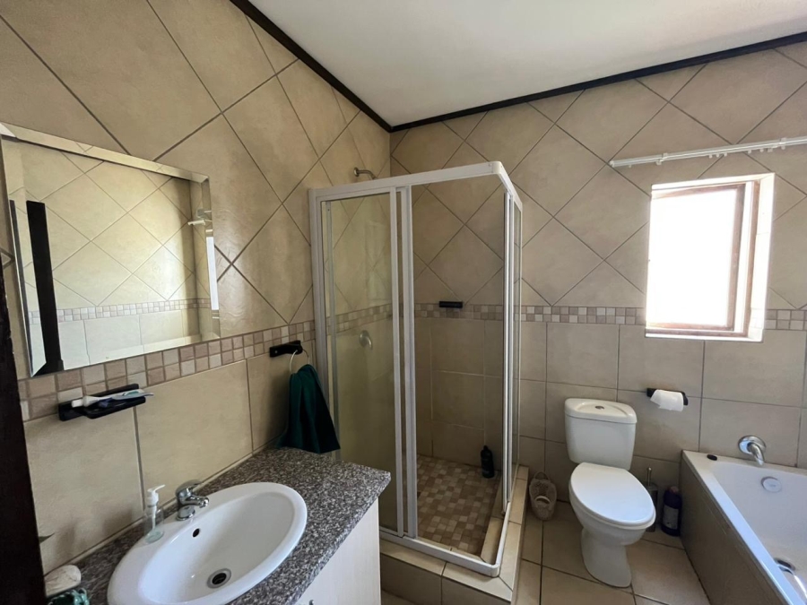 4 Bedroom Property for Sale in Xanadu Eco Park North West